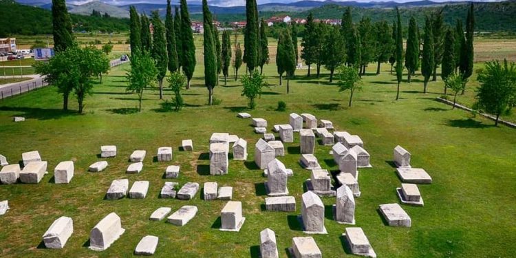 Otvoren poziv za učestvovanje u projektu “StećAR – Enhanced Vision of Stećak”