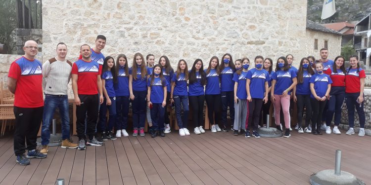 Otvoren Drugi kamp mladih rukometašica “Stolac 2021”