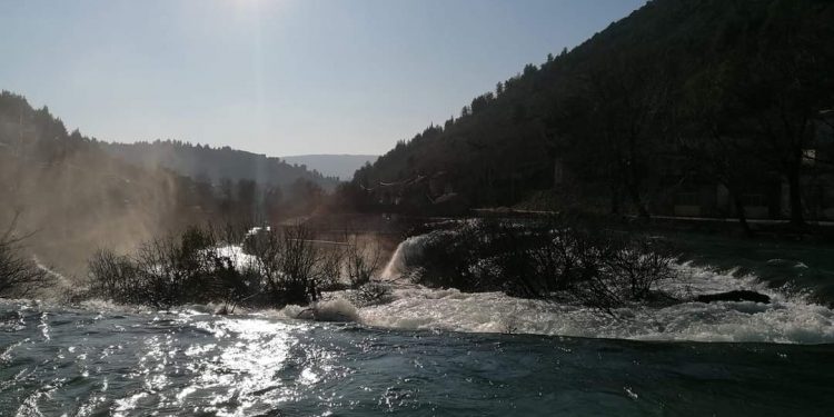 U BiH danas sunčano, temperature između 13 i 19 stepeni