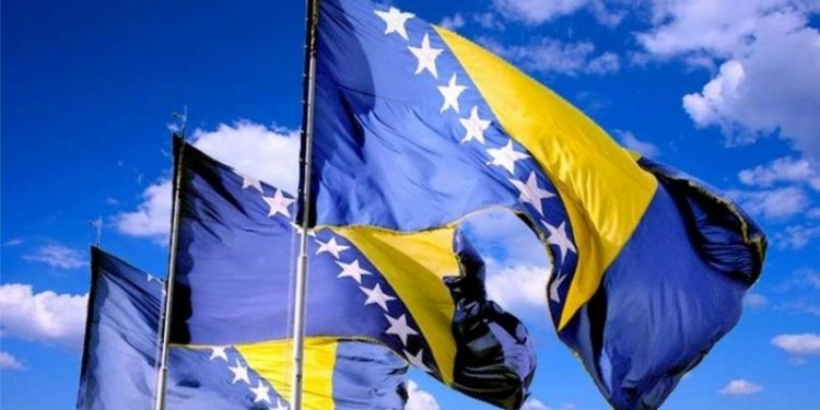 Prije 23 godine BiH je dobila aktuelnu zastavu