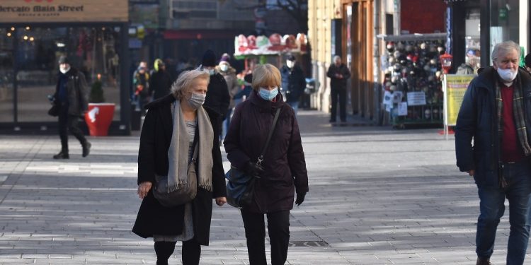 Trebaju li nam maske na otvorenom?