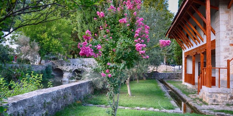 Bešir Isaković: Da li je Stolac zadnja stanica?!