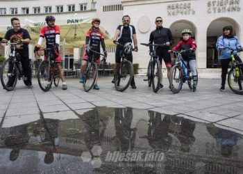 Biciklijada u Acinu čast