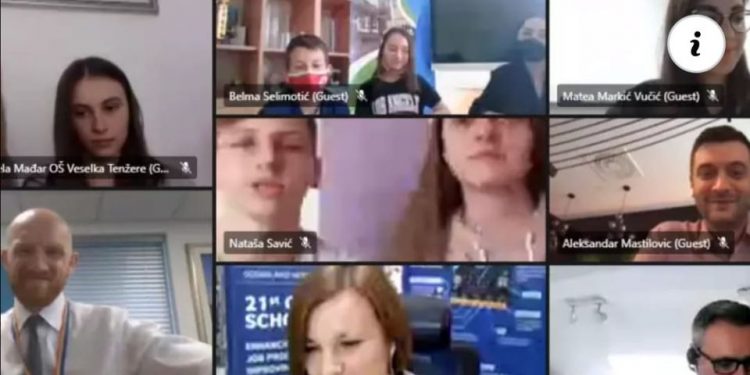 Osnovci iz Mostara pobijedili na takmičenju u programiranju
