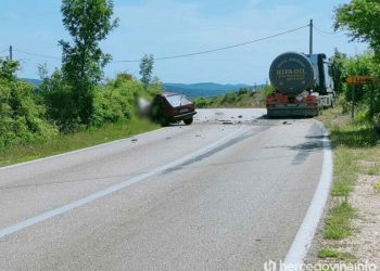 Teška nesreća na magistralnoj cesti Mostar-Stolac: Jedna osoba poginula