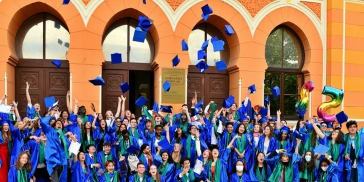 Upisana 16. generacija učenika Koledža ujedinjenog svijeta u Mostaru