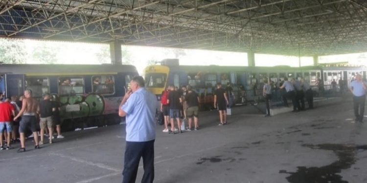 Navijački voz iz Mostara za Sarajevo: Rođeni dolaze bodriti Velež u historijskoj utakmici