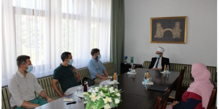 Delegacija Regionalnog društva BZK “Preporod” Hercegovina u posjeti Muftijstvu mostarskom