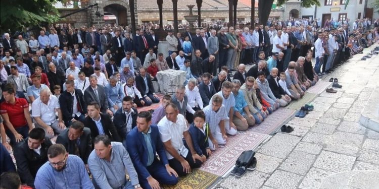 U koliko sati će se klanjati bajramski namaz u utorak 20. jula