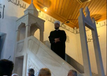 Bajram-namaz u stolačkoj Carevoj džamiji uz veliki broj vjernika