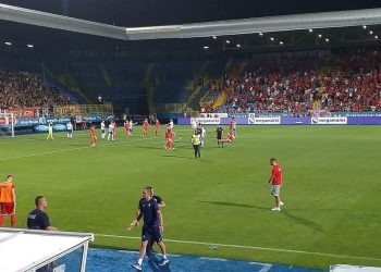 Na utakmicu Velež-AEK bez testiranja, uz zaštitne maske i obaveznu distancu