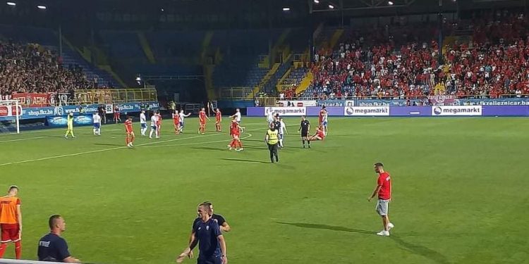 Na utakmicu Velež-AEK bez testiranja, uz zaštitne maske i obaveznu distancu