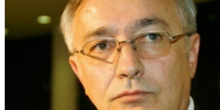 Akademik Slavo Kukić: Da sam Schmidt, smijenio bih Dodika