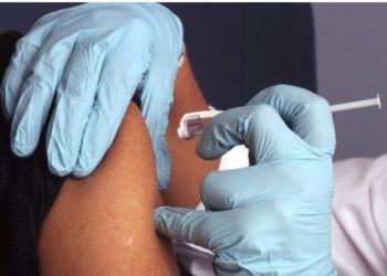 Vakcinisani ste s obje doze? Šta očekivati ako dobijete koronu