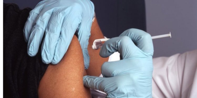 Vakcinisani ste s obje doze? Šta očekivati ako dobijete koronu