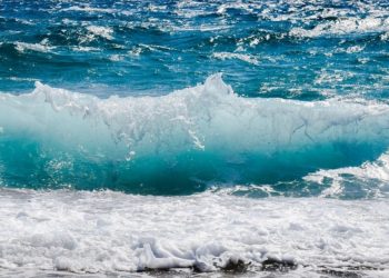 Odakle dolazi morska pjena?