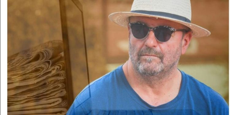 Ahmed Burić: Zabavljanje o svom jadu