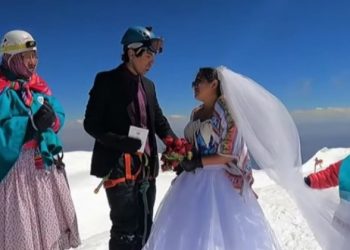 Ekstremna ljubav: Tri dana se penjali da bi se vjenčali na vrhu bolivijske planine