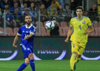 Miralem Pjanić u društvu svjetske fudbalske elite
