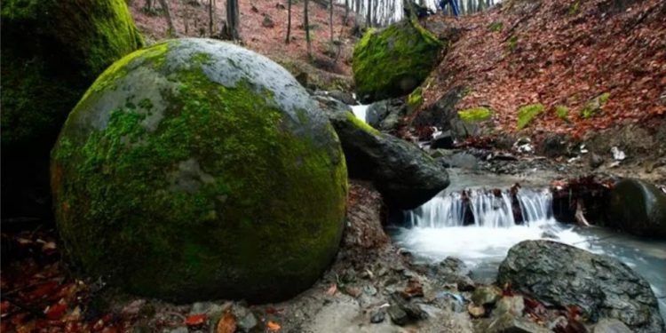 Kamene kugle – Zavidovići