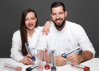 Supružnici ljekari iz BiH napravili prvu četkicu za zube s potpisom “made in BiH”