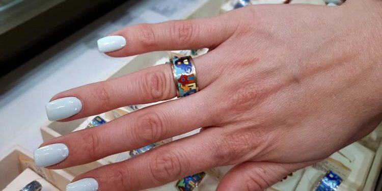 Ovaj poseban nakit možete pronaći samo u Mostaru, ne izrađuje ga više niko u BiH