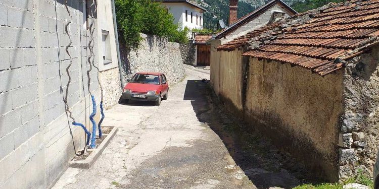 Kako su Poplašići dobili ime (legenda), Muhamed Hamo Elezović