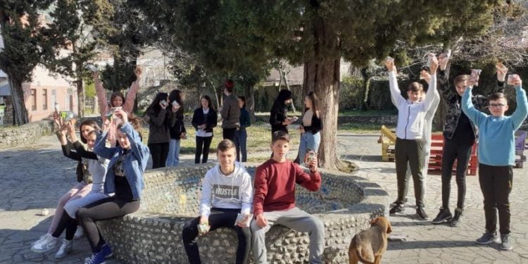 Eko svijest, zdrava hrana: Akcija čišćenja školskog parka