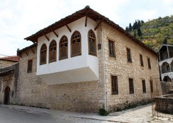 Šarića kuća (galerija Branka Šotre)
