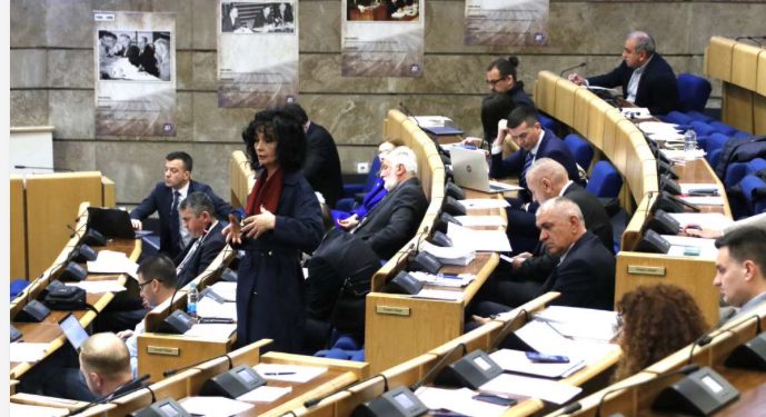 Dom naroda usvojio izmjene zakona o prijevremenom penzionisanju boraca