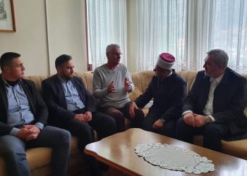 Tazija i pomoć Rijaseta Islamske zajednice porodicama pogođenim zemljotresom u Stocu
