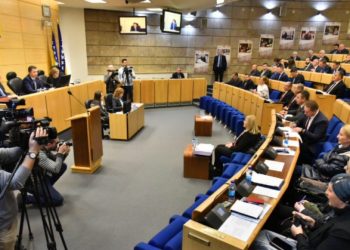 Predstavnički dom odobrio povećanje naknada za dobitnike ratnih priznanja