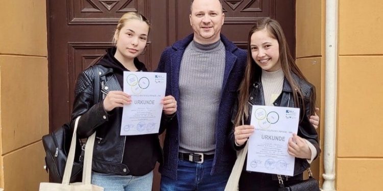 Učenice Srednje škole Stolac ostvarile odličan uspjeh na Kantonalnom takmičenju iz njemačkog jezika