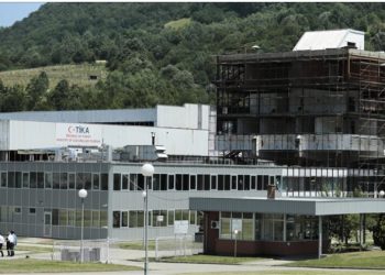 Vlada FBiH će finansirati milionski projekt u Memorijalnom centru Potočari, a za povratnike izdvojeno 45 miliona KM