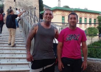 Hrabri Mostarci spasili turistu iz Neretve nakon neuspjelog skoka sa Starog mosta