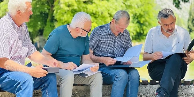 U Stocu uručeni ugovori o obnovi pet kuća oštećenih u zemljotresu