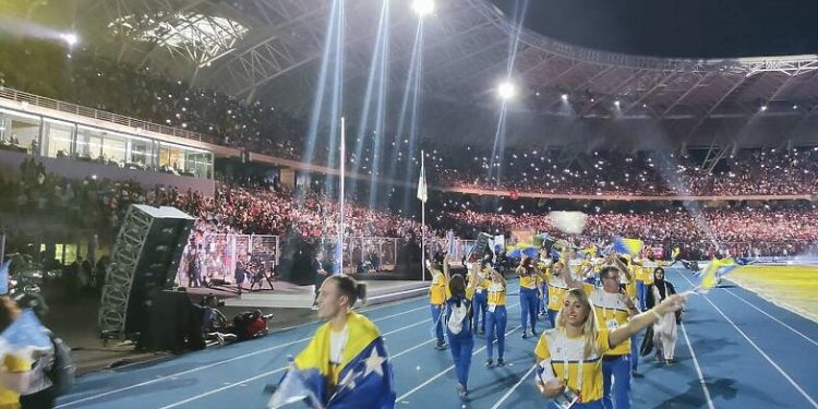 Svečanom ceremonijom otvorene 19. Mediteranske igre, delegaciju BiH predstavlja 70 članova