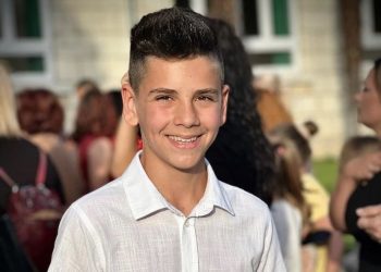 Učenik generacije 2021/22. Zubović Omar: Nikada nisam učio zbog ocjena niti zbog neke diplome ili titule.