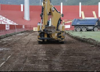 Počela rekonstrukcija na stadionu Rođeni, Velež dobija savremeni hibridni travnjak