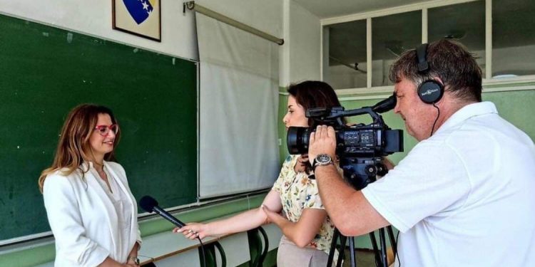 Naša Stočanka i studenti kreirali udžbenik za Njemački jezik