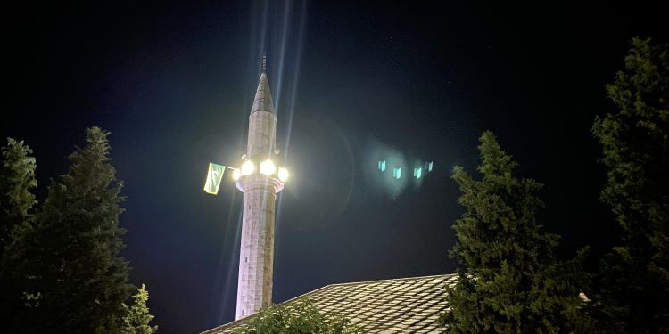 Koncertom ilahija i kasida otvorena jednomjesečna manifestacija “Dani stolačkih džamija”