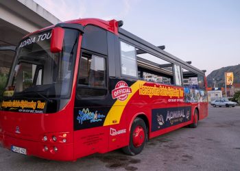 Uskoro panoramskim autobusom iz Mostara preko Stoca do Neuma na izlet