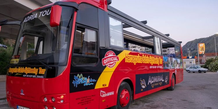 Uskoro panoramskim autobusom iz Mostara preko Stoca do Neuma na izlet