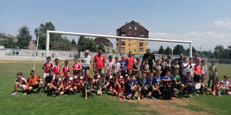 Dječaci FK Iskre učestvovali na “5. Festival Sporta Ilidža 2022”