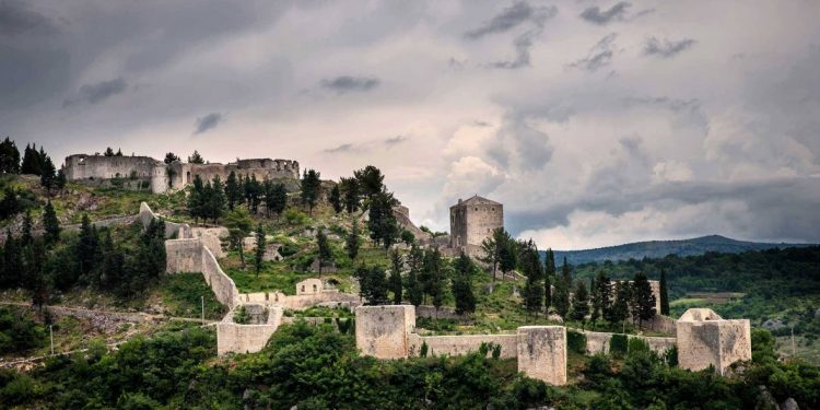 Danas pretežno oblačno vrijeme, poslijepodne kiša