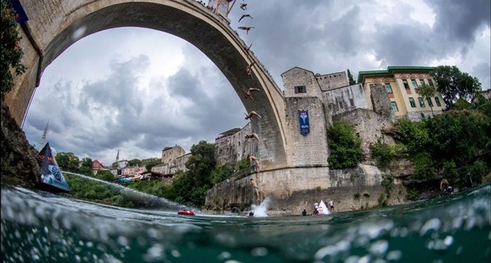 Finalna serija Red Bull Cliff Diving takmičenja u Mostaru