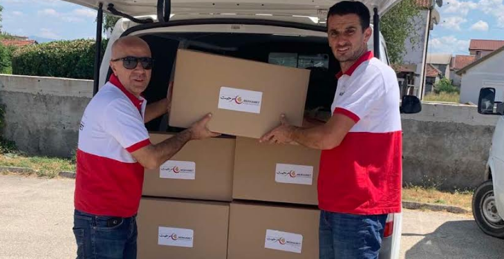 ‘Merhamet’ Mostar od početka augusta podijelio više od 300 paketa