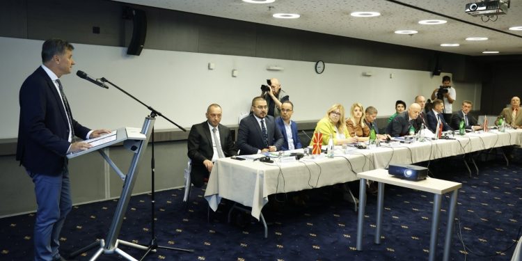 Novalić: Reforma PIO sistema u FBiH omogućila je stabilnost i redovnu isplatu penzija