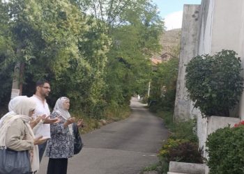 Majke Srebrenice posjetile spomen obilježje žrtvama Uborka i Sutine u Zaliku