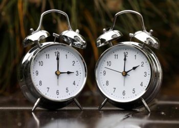 Počinje zimsko računanje vremena: Dobit ćemo sat više sna